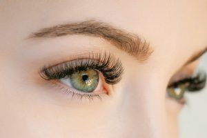 Wimpers laten groeien met deze tips