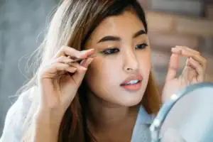 Magnetische eyeliner aanbrengen zonder stress zo lukt het jou ook